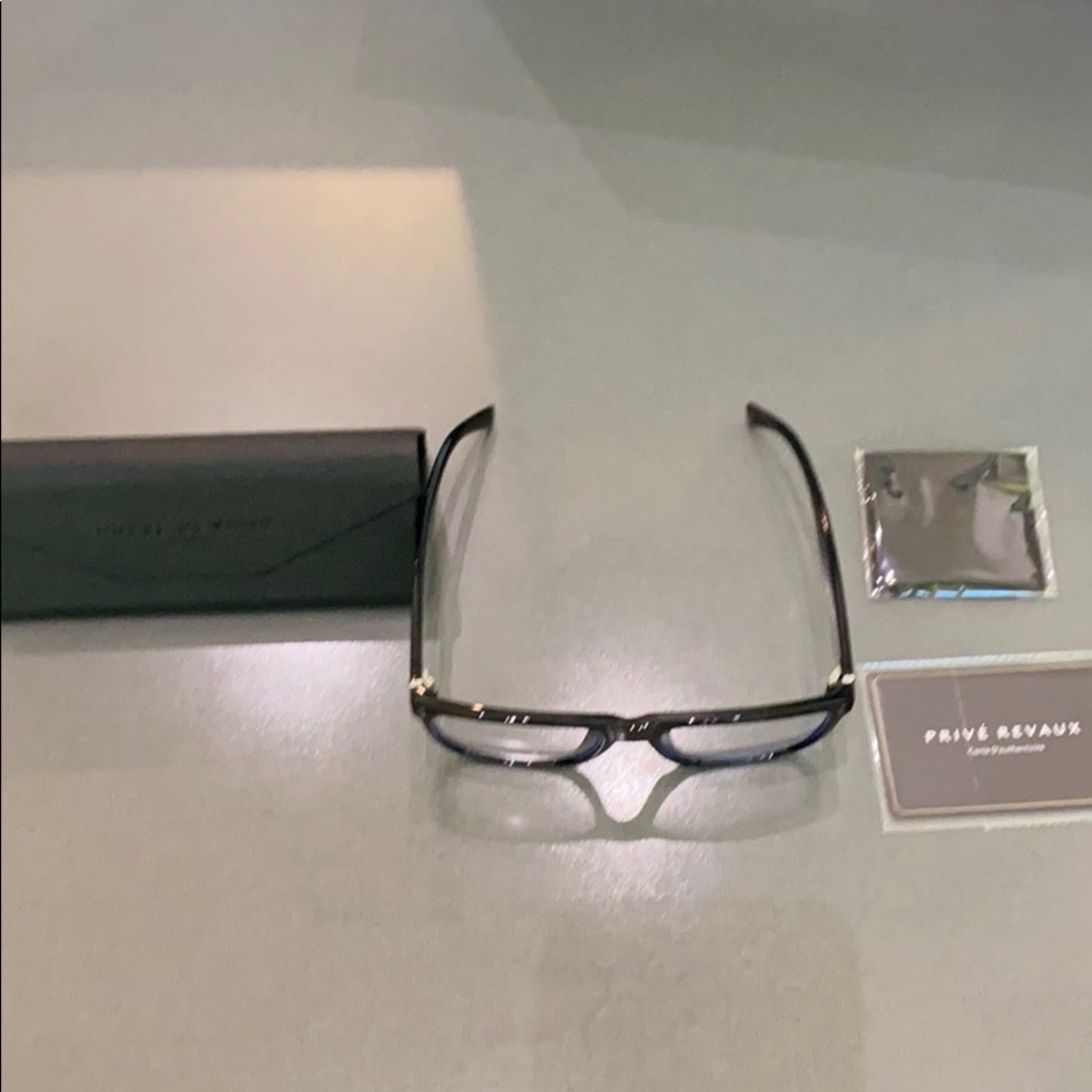 Blue light glasses